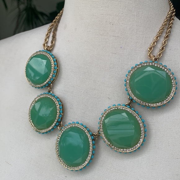 Banana Republic statement necklace - NWOT - Picture 2 of 7